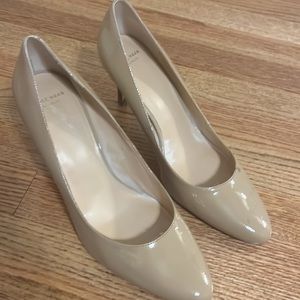 Nude patent leather cole haan pumps size 10.5 womens